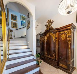 4 bedroom villa with pool in Lapad, Dubrovnik, sleeps 8